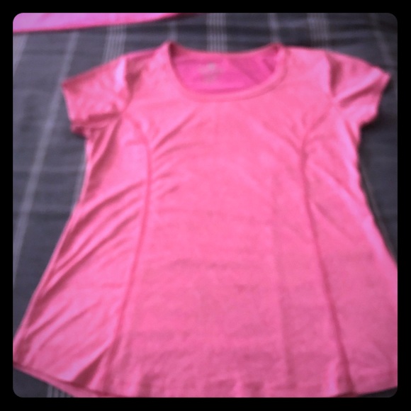 Athletic wear - Picture 1 of 2